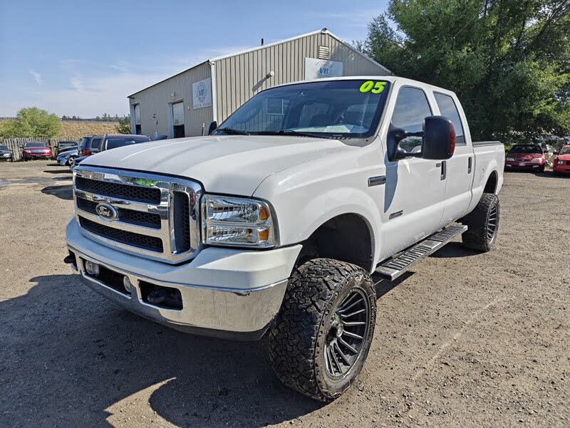 2005 Ford F-350 Super Duty Lariat Crew Cab SB 4WD