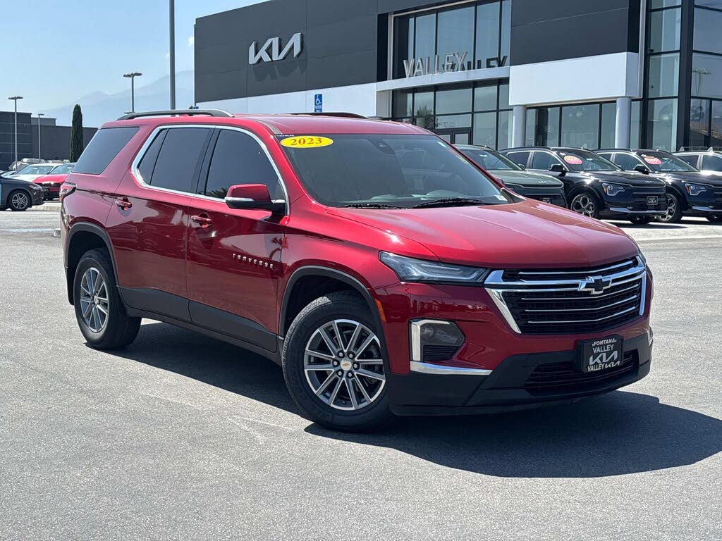 2023 Chevrolet Traverse LT Cloth FWD