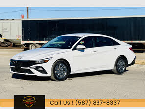 Hyundai Elantra SEL FWD