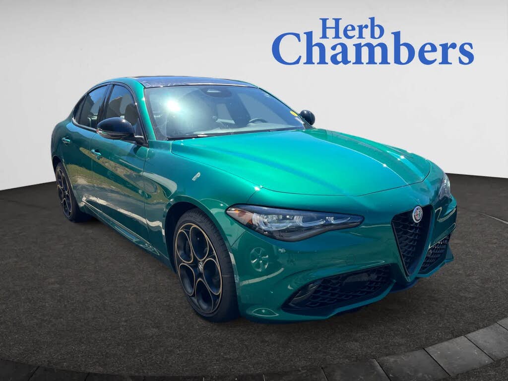 2025 Alfa Romeo Giulia Intensa AWD