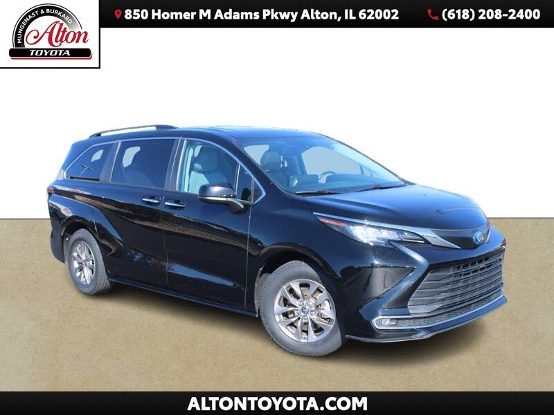 2023 Toyota Sienna XLE 7-Passenger FWD