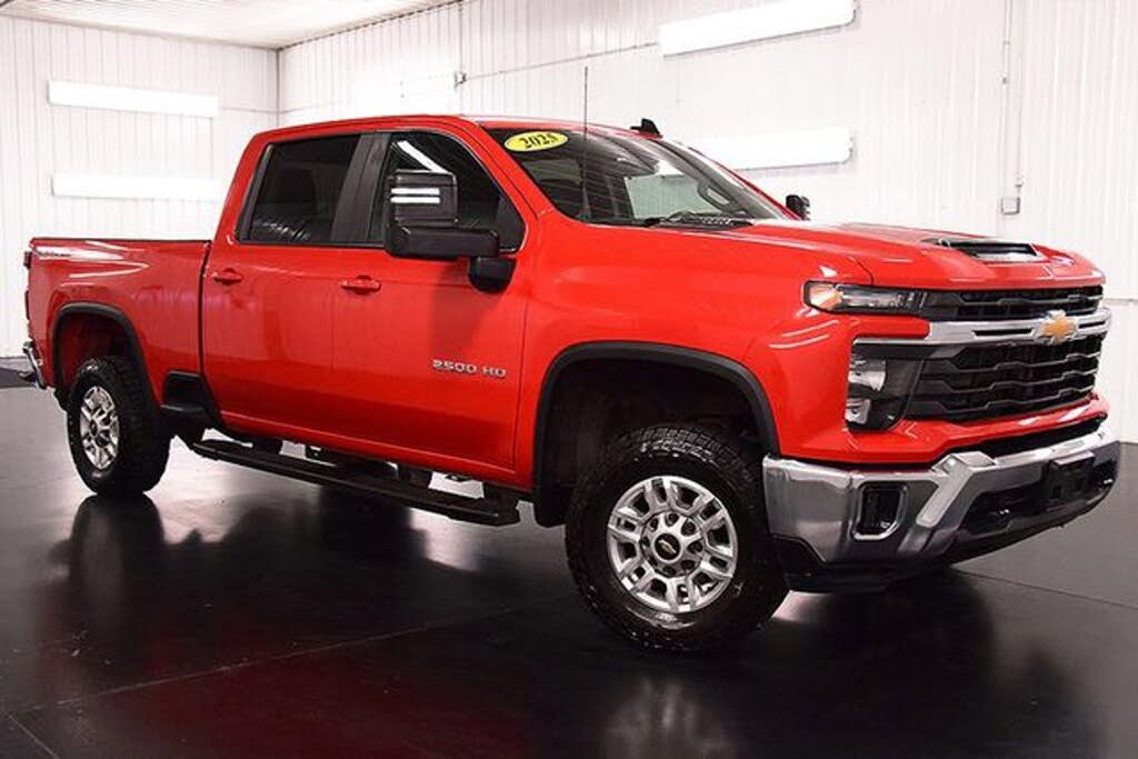 2024 Chevrolet Silverado 2500HD LT Crew Cab 4WD