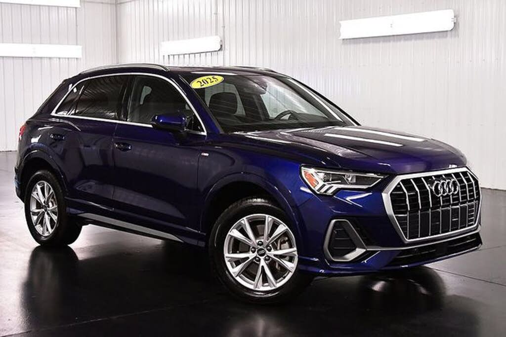 2025 Audi Q3 quattro Premium S Line 45 TFSI