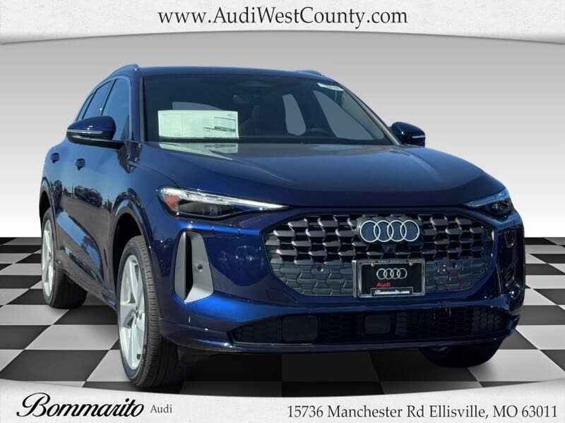 2025 Audi Q5 quattro Premium Plus 40 TFSI