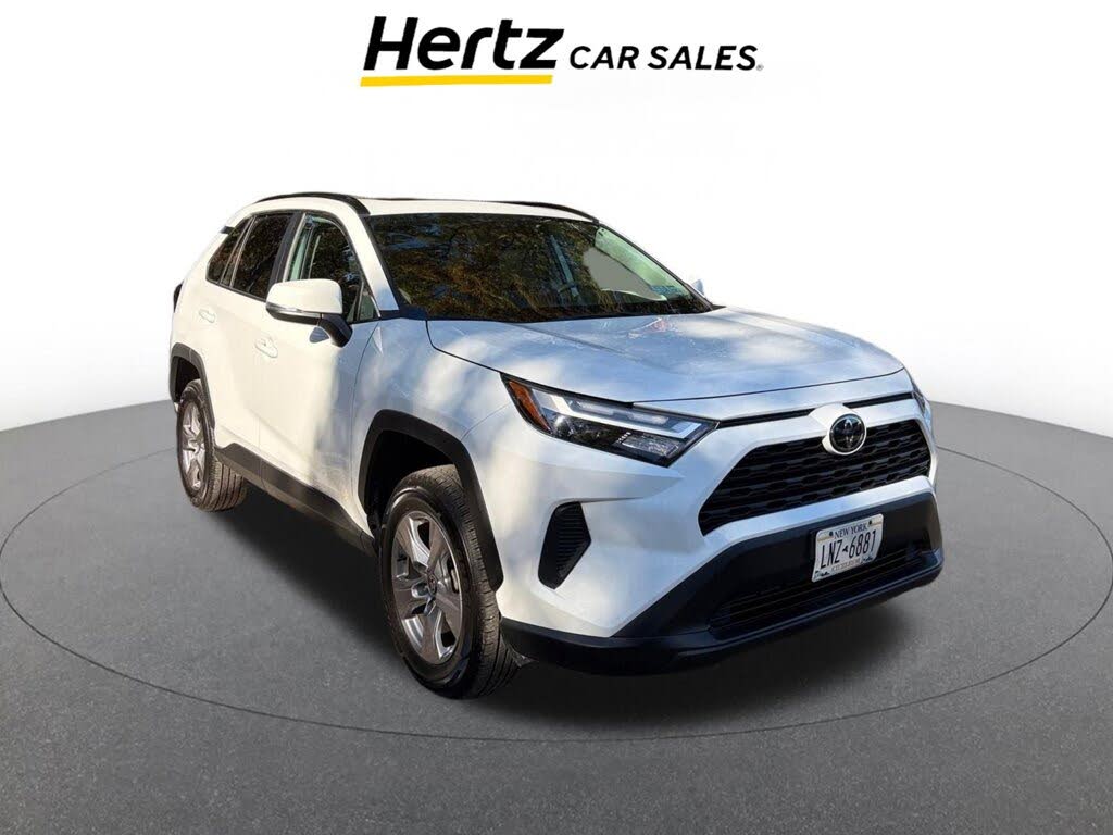 2025 Toyota RAV4 XLE AWD