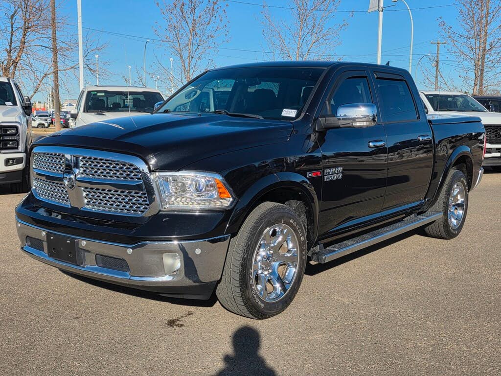 2018 RAM 1500 Laramie Crew Cab 4WD
