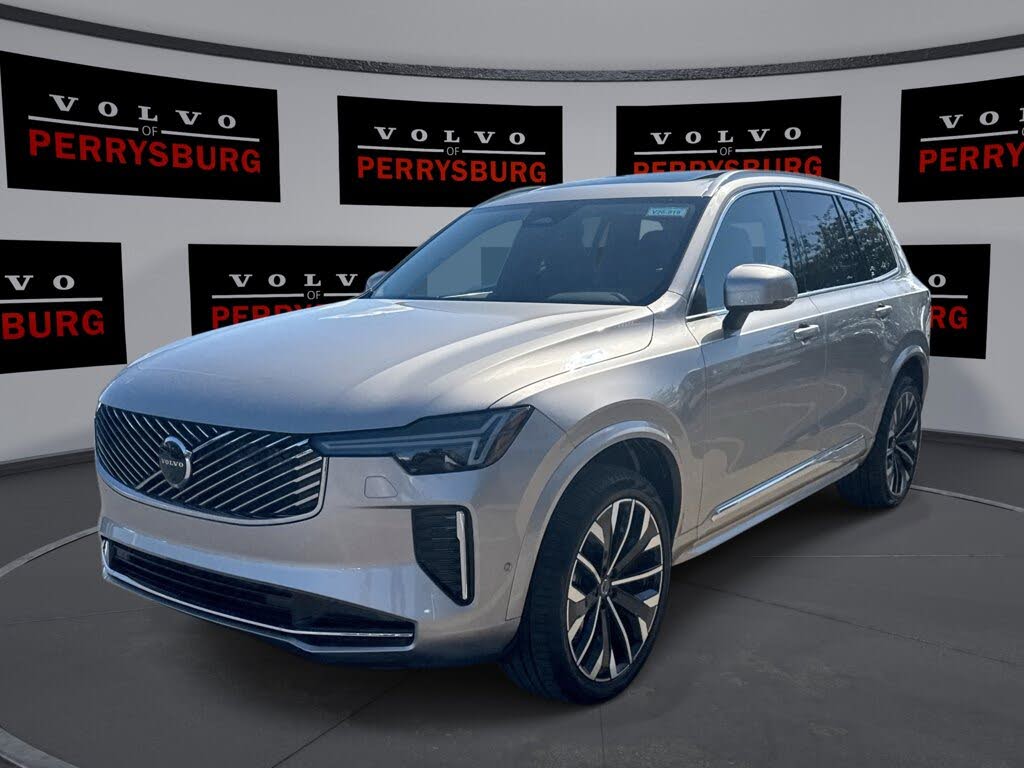 2026 Volvo XC90 B5 Plus 7-Passenger AWD