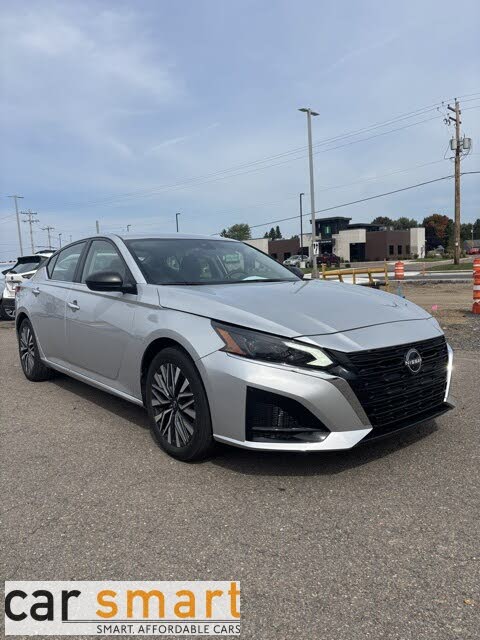 2024 Nissan Altima 2.5 SV FWD