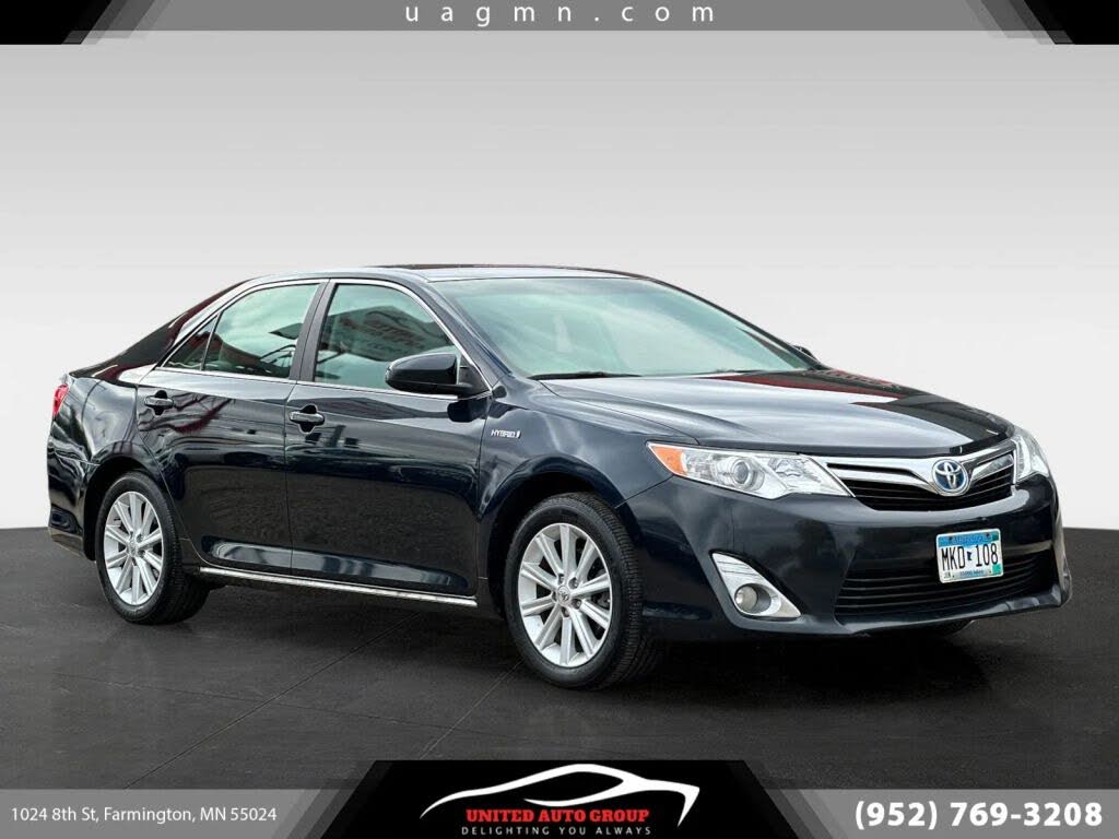 2012 Toyota Camry Hybrid XLE FWD