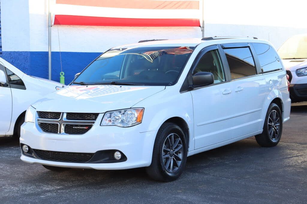 2017 Dodge Grand Caravan SXT Premium Plus FWD