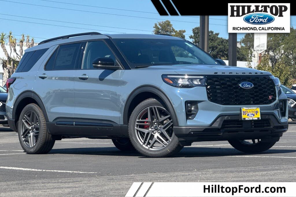 2025 Ford Explorer ST AWD