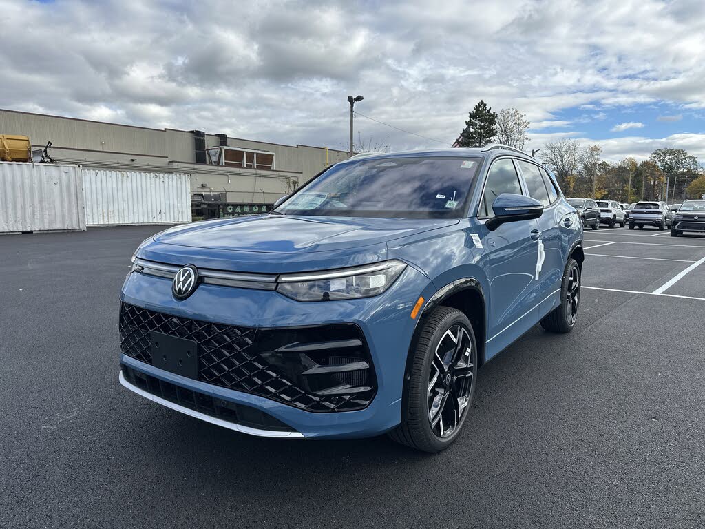 2026 Volkswagen Tiguan SEL R-Line Turbo 4Motion