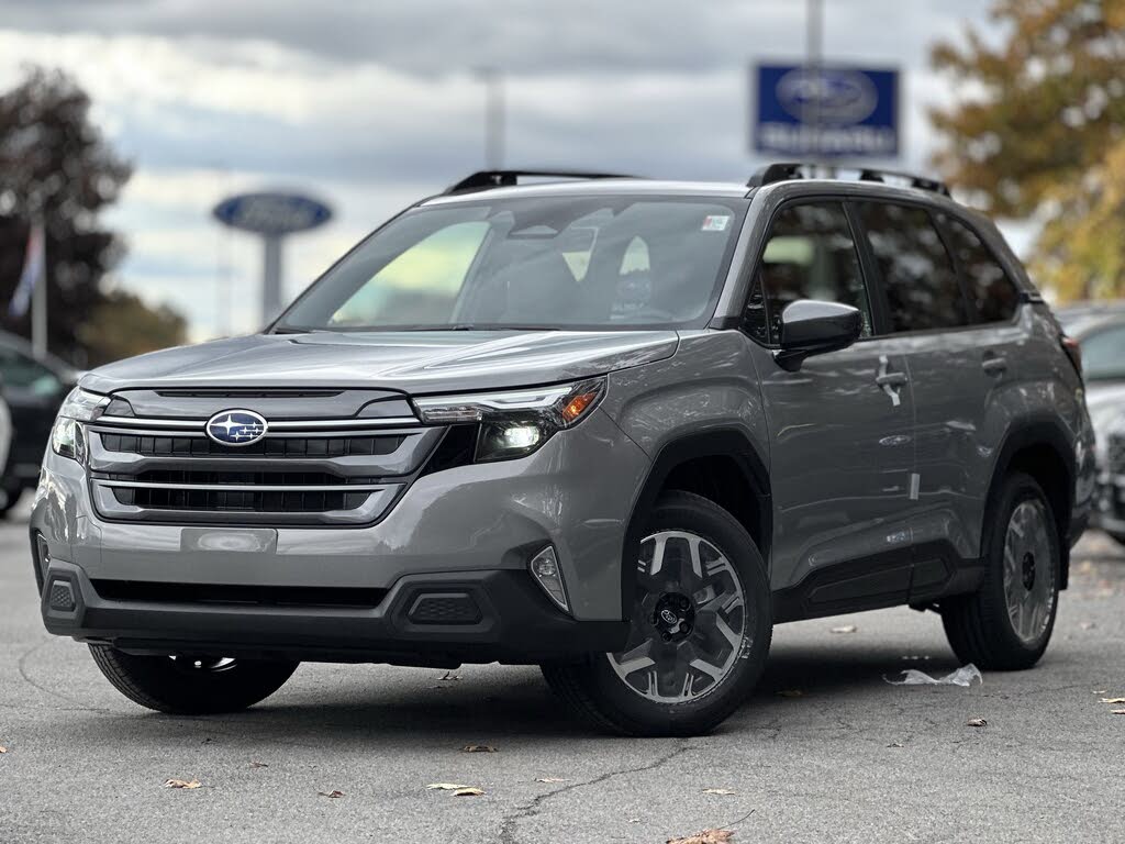 2025 Subaru Forester Premium Crossover AWD