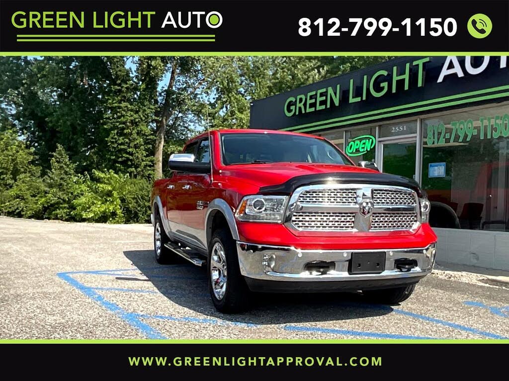 2017 RAM 1500 Laramie Crew Cab 4WD