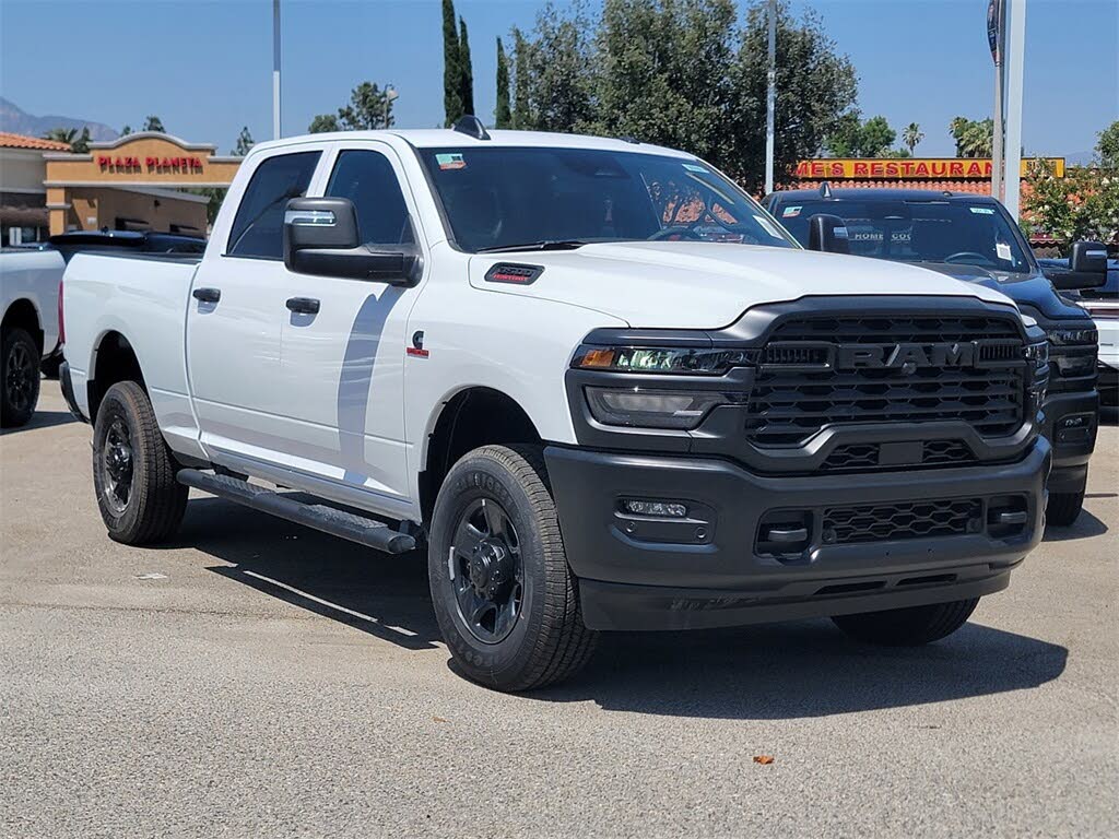 2025 RAM 3500 Tradesman Crew Cab 4WD