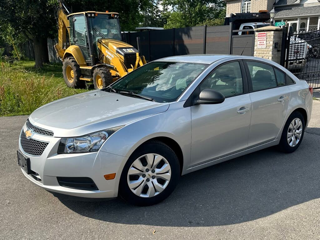 2014 Chevrolet Cruze 2LS Sedan FWD