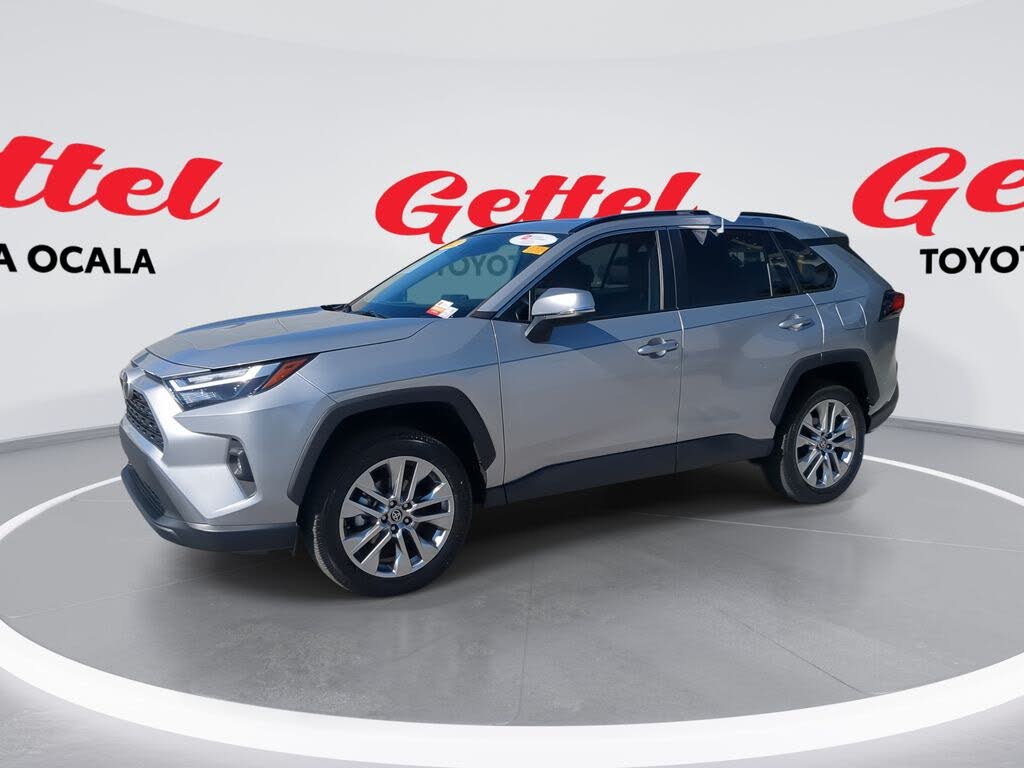 2022 Toyota RAV4 XLE Premium FWD