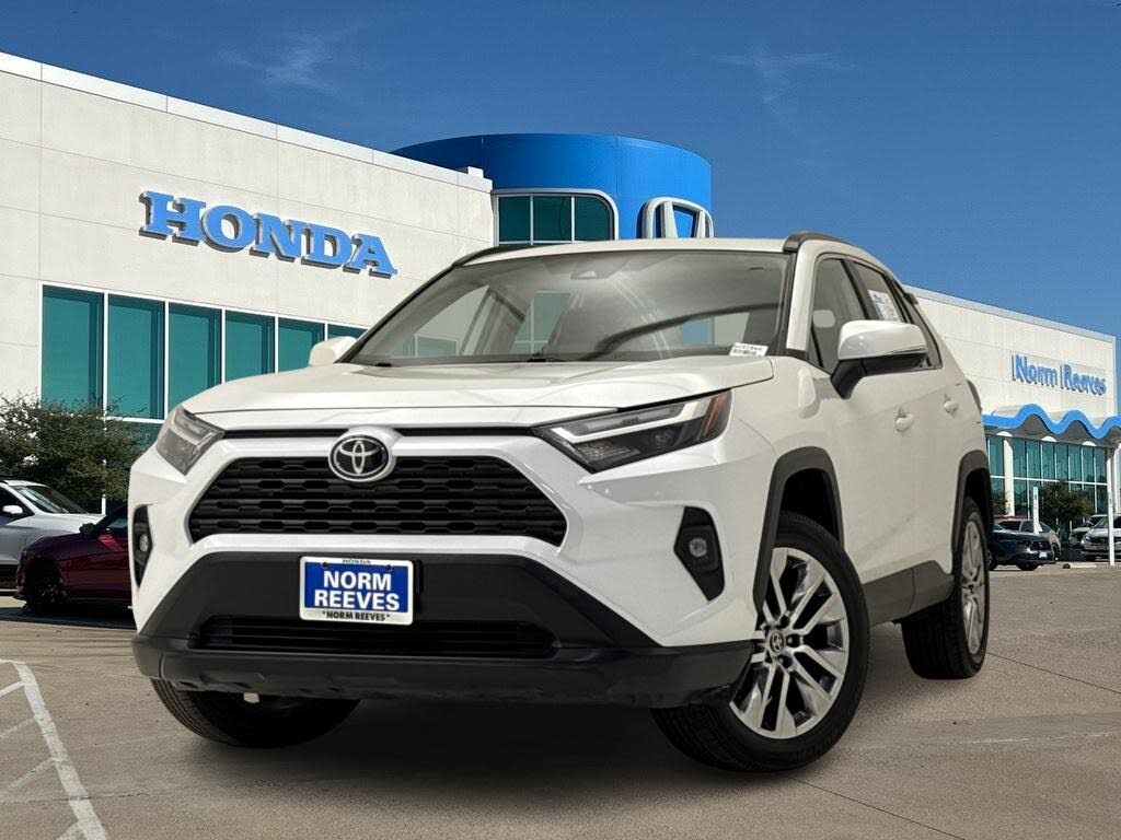 2023 Toyota RAV4 XLE Premium AWD