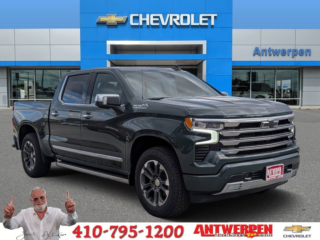 2026 Chevrolet Silverado 1500 High Country Crew Cab 4WD