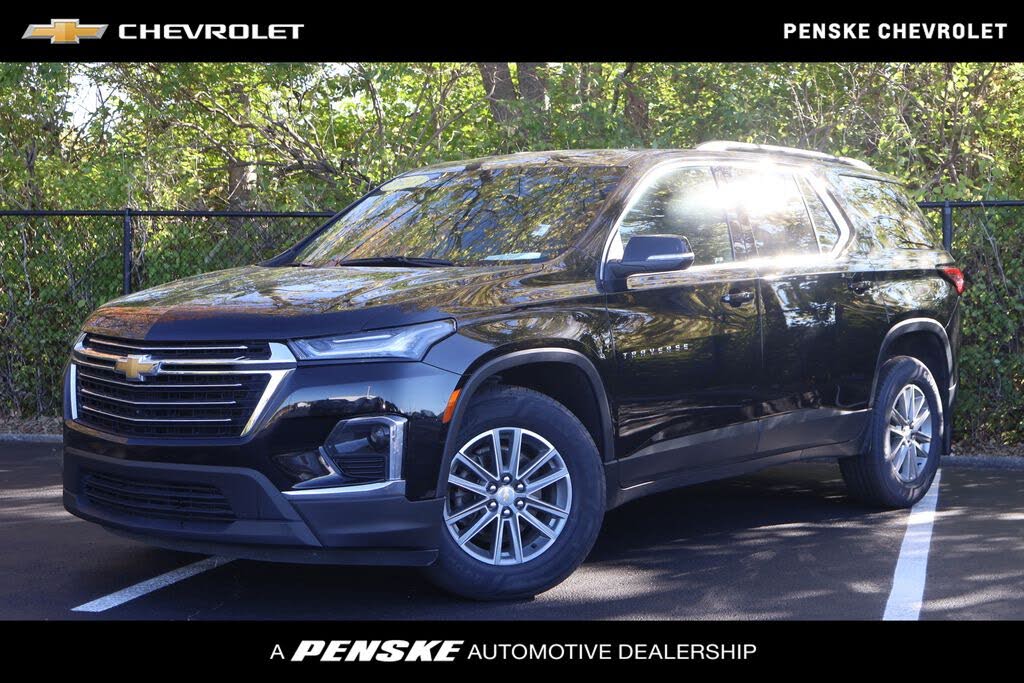 2023 Chevrolet Traverse LT Cloth FWD