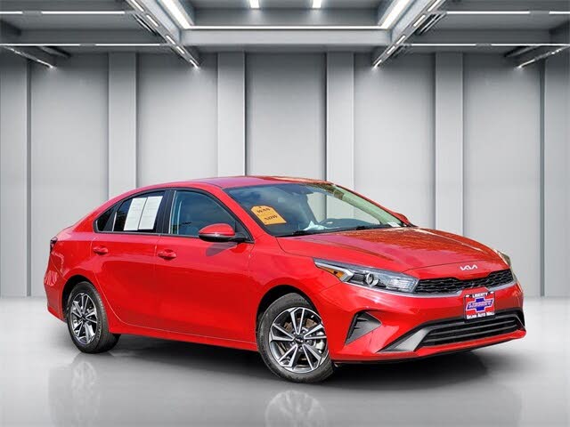 2023 Kia Forte LXS FWD