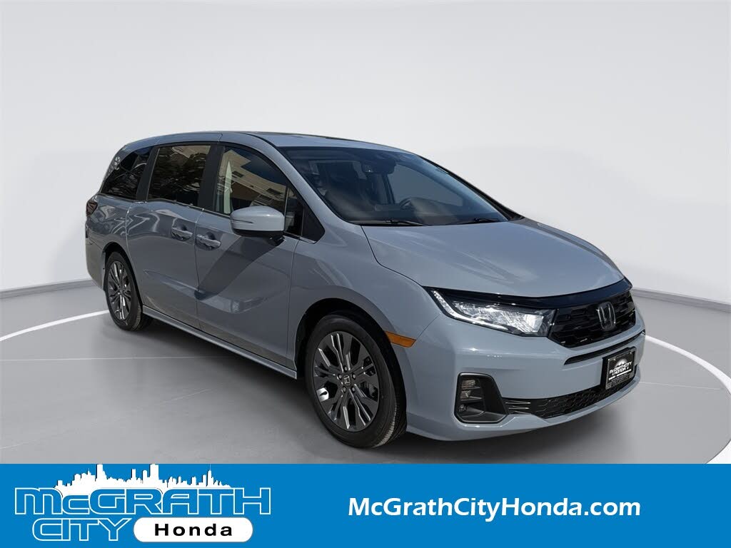 2026 Honda Odyssey Touring FWD