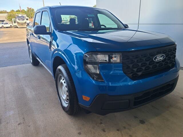 2025 Ford Maverick XL SuperCrew AWD