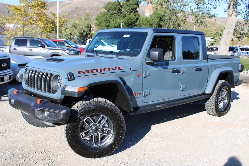 2025 Jeep Gladiator Mojave Crew Cab 4WD