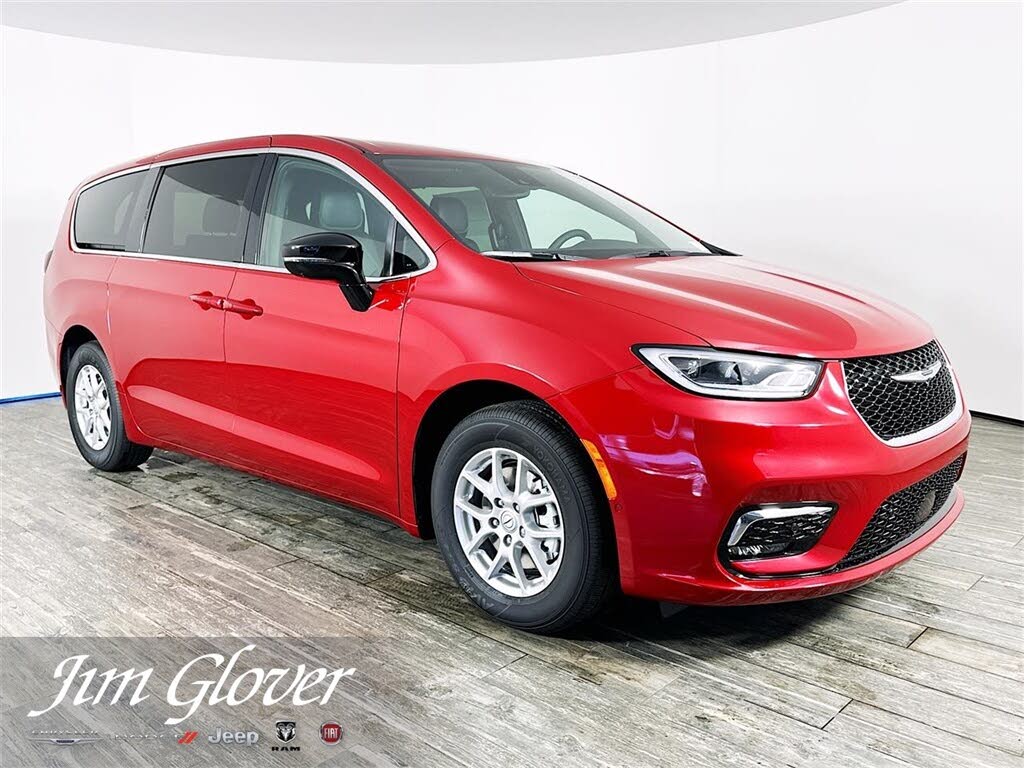 2026 Chrysler Pacifica Select FWD