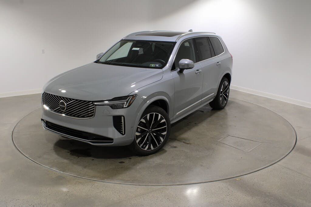 2026 Volvo XC90 B6 Plus 7-Passenger AWD