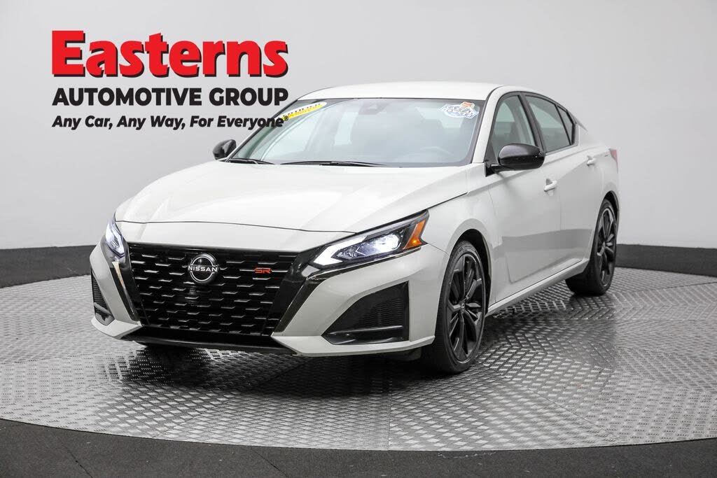 2023 Nissan Altima 2.5 SR FWD