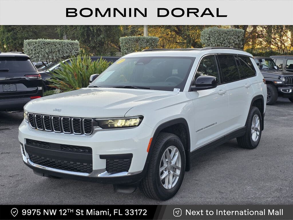 2025 Jeep Grand Cherokee L Laredo RWD