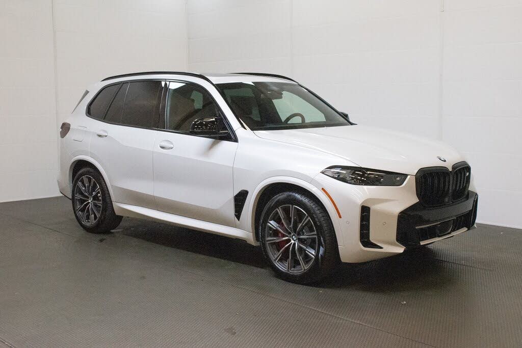 2026 BMW X5 M60i xDrive