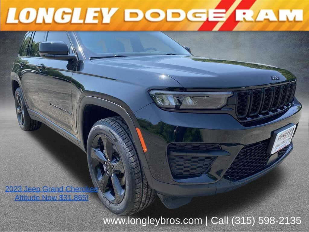 2023 Jeep Grand Cherokee Altitude 4WD