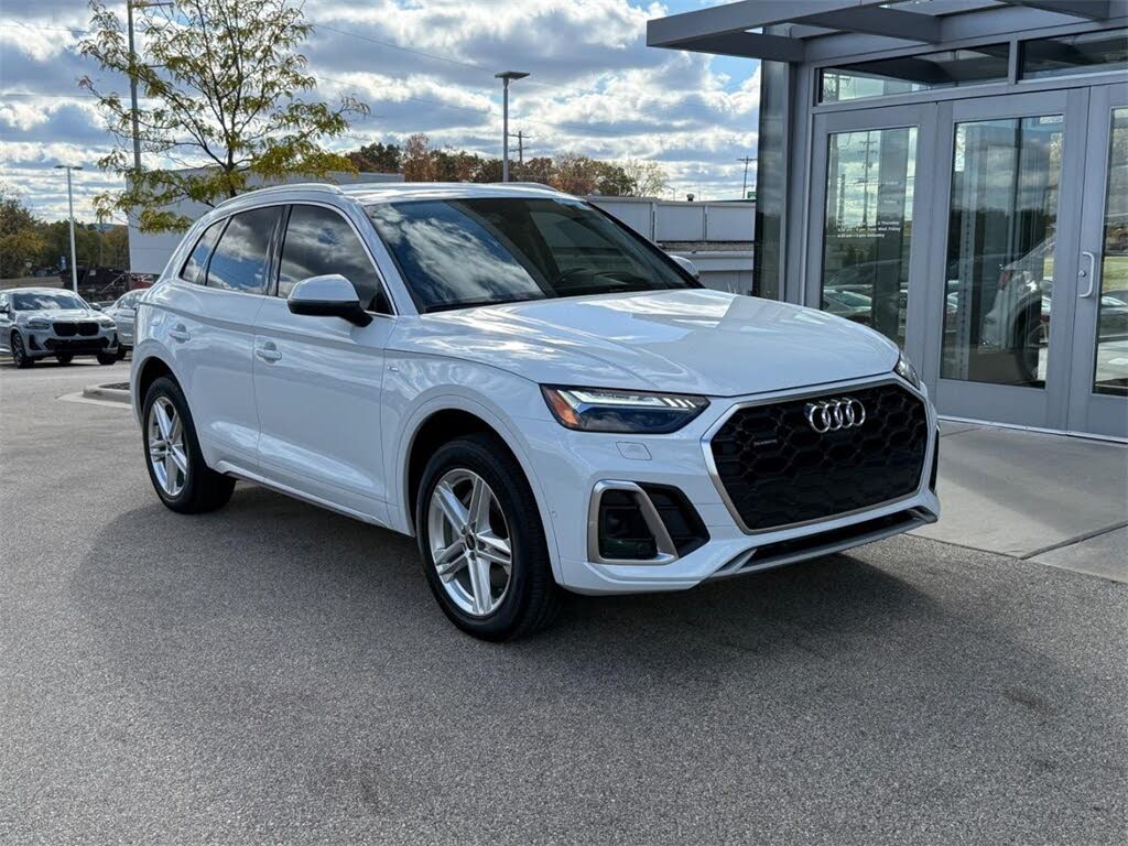 2023 Audi Q5 Hybrid Plug-in e quattro Prestige S Line AWD