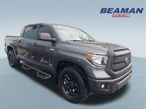 Toyota Tundra SR5 CrewMax 4WD
