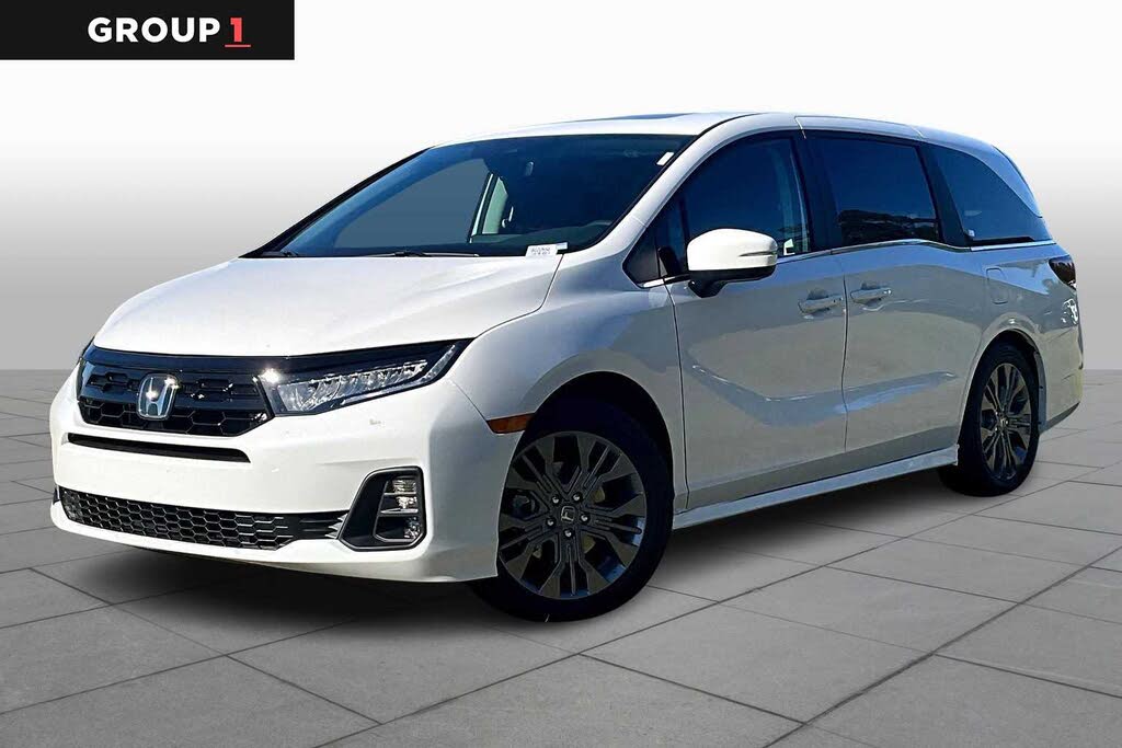 2026 Honda Odyssey Touring FWD