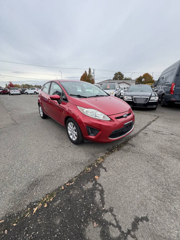 2011 Ford Fiesta SE Hatchback