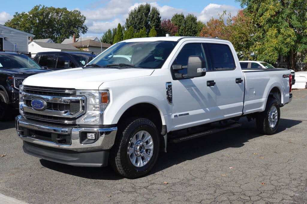 2022 Ford F-250 Super Duty XLT Crew Cab LB 4WD
