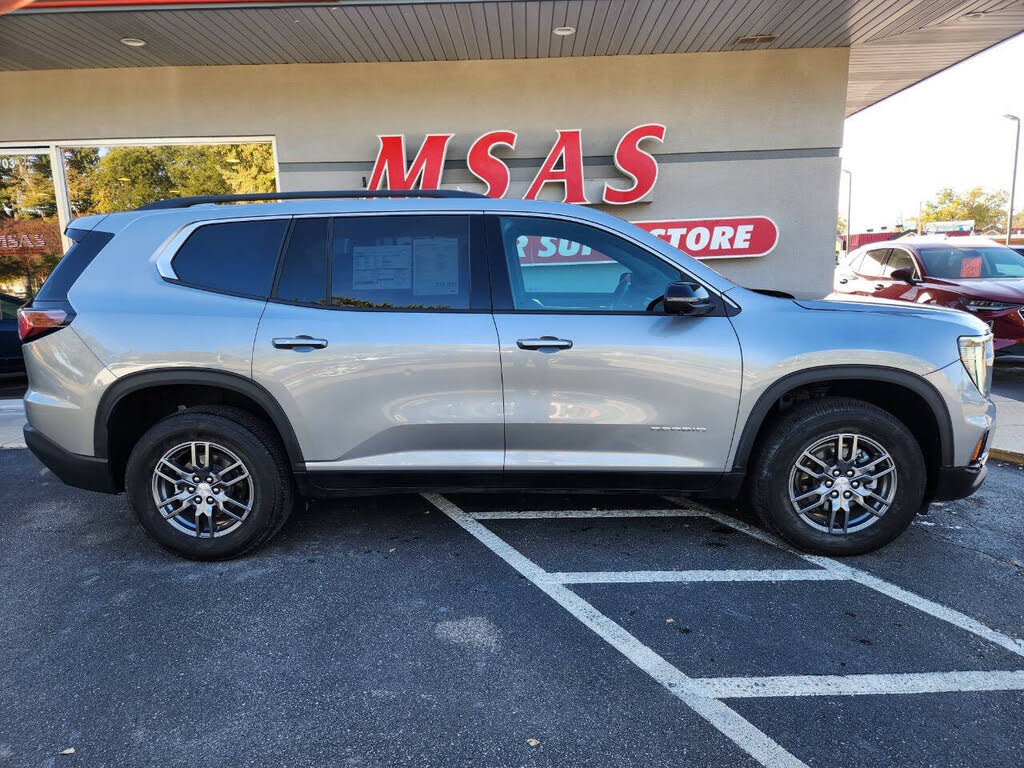2025 GMC Acadia Elevation AWD