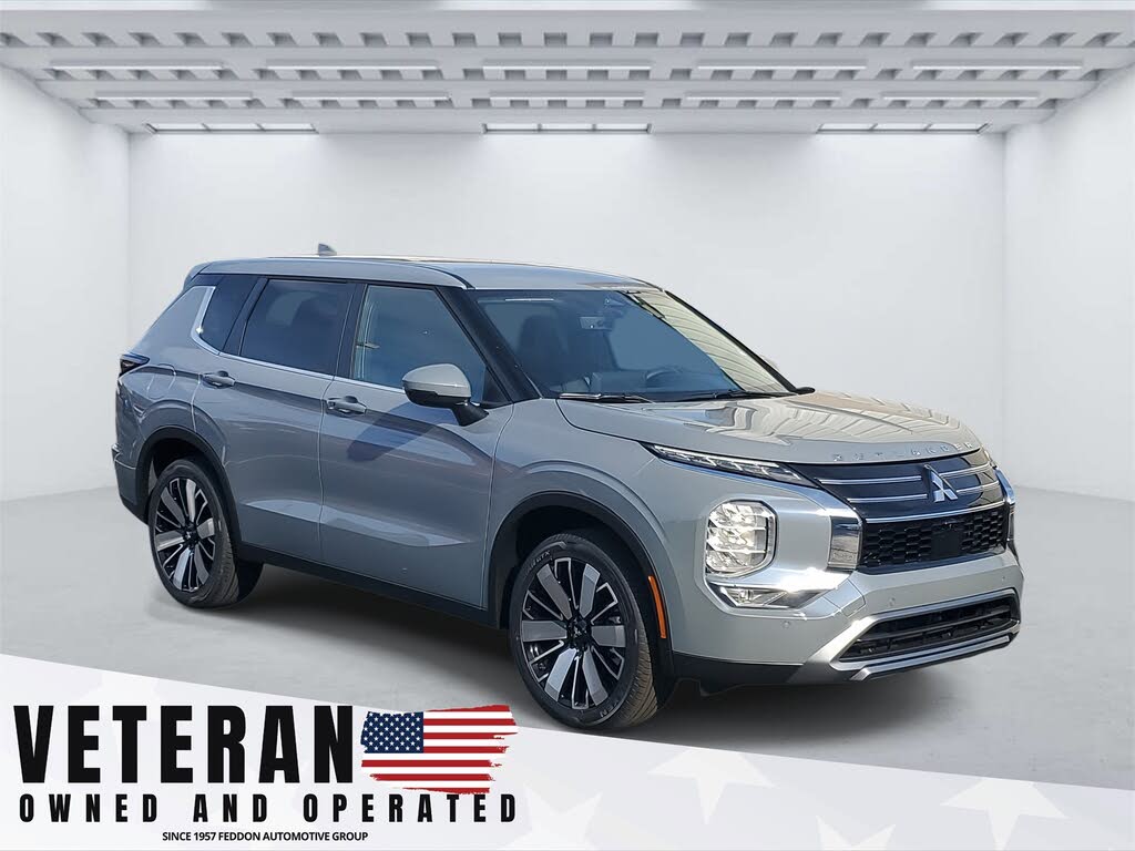 2025 Mitsubishi Outlander SE FWD