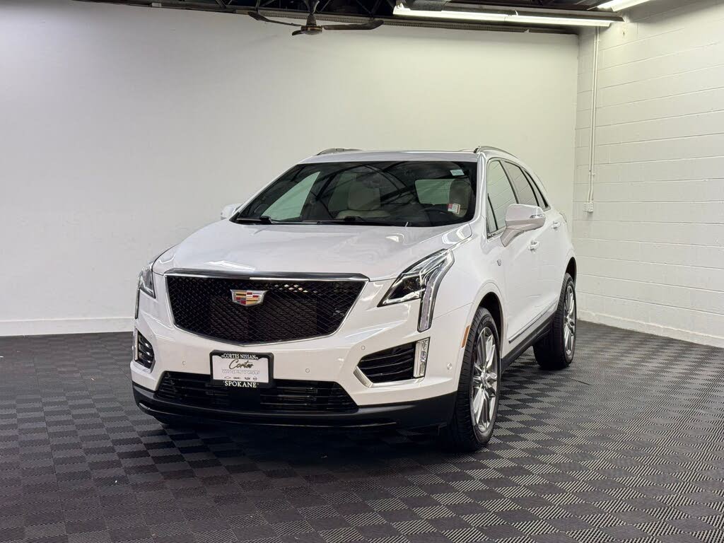 2025 Cadillac XT5 Sport AWD
