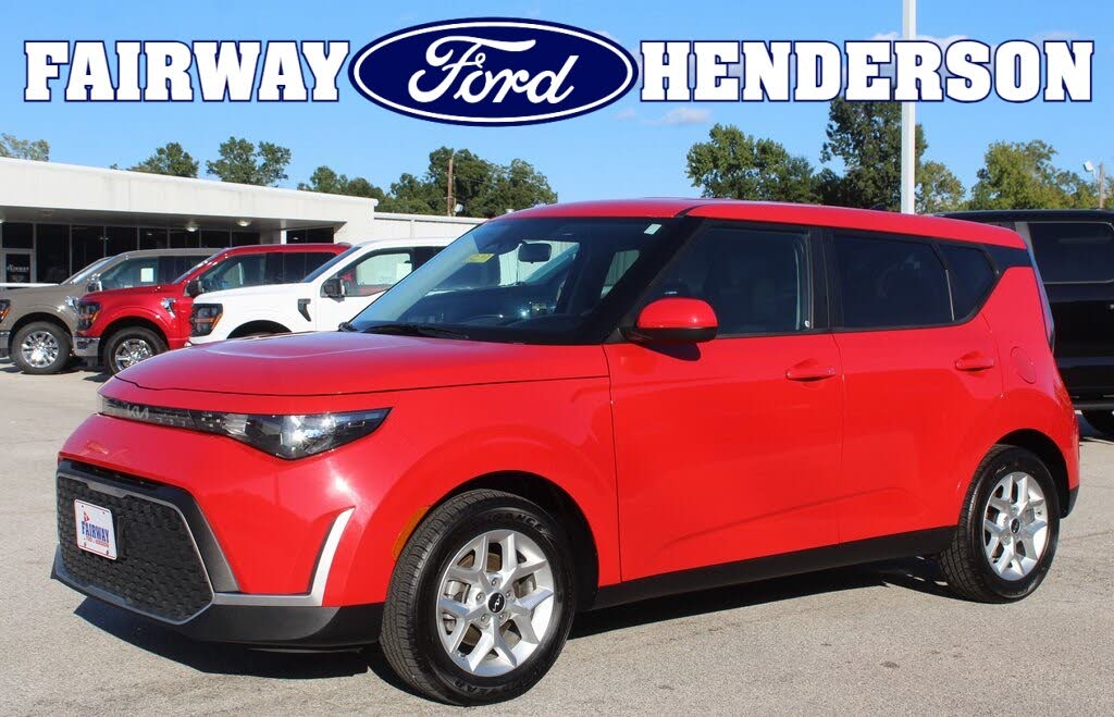 2023 Kia Soul LX FWD