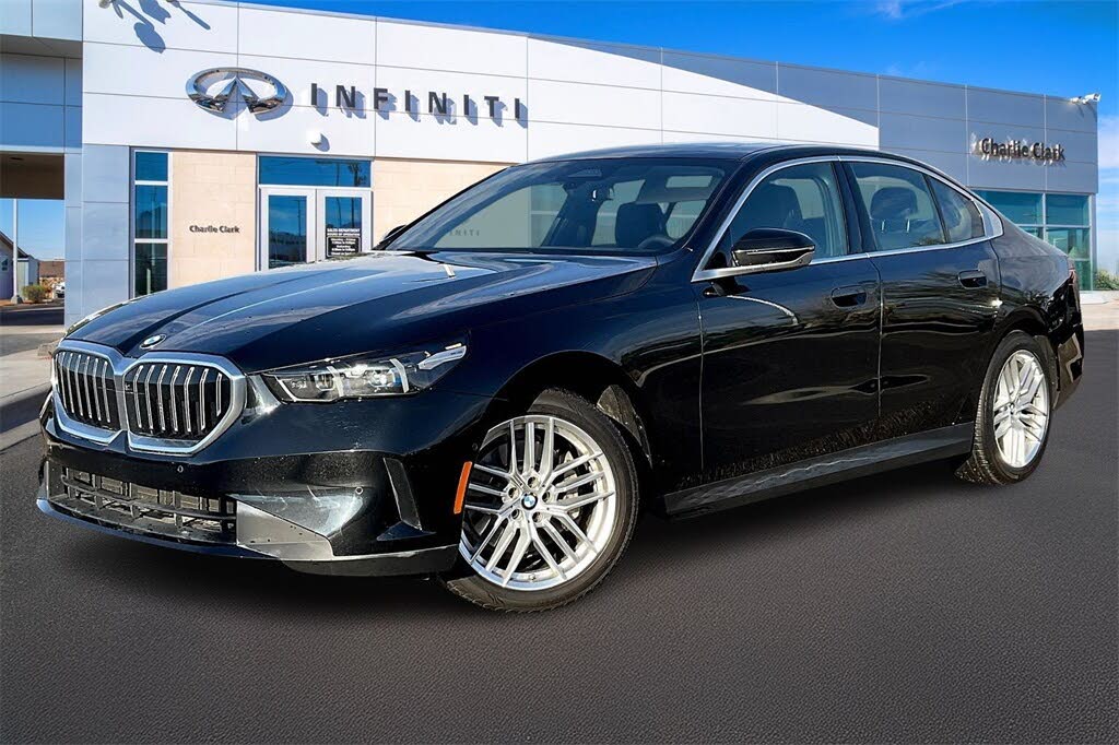 2024 BMW 5 Series 530i RWD