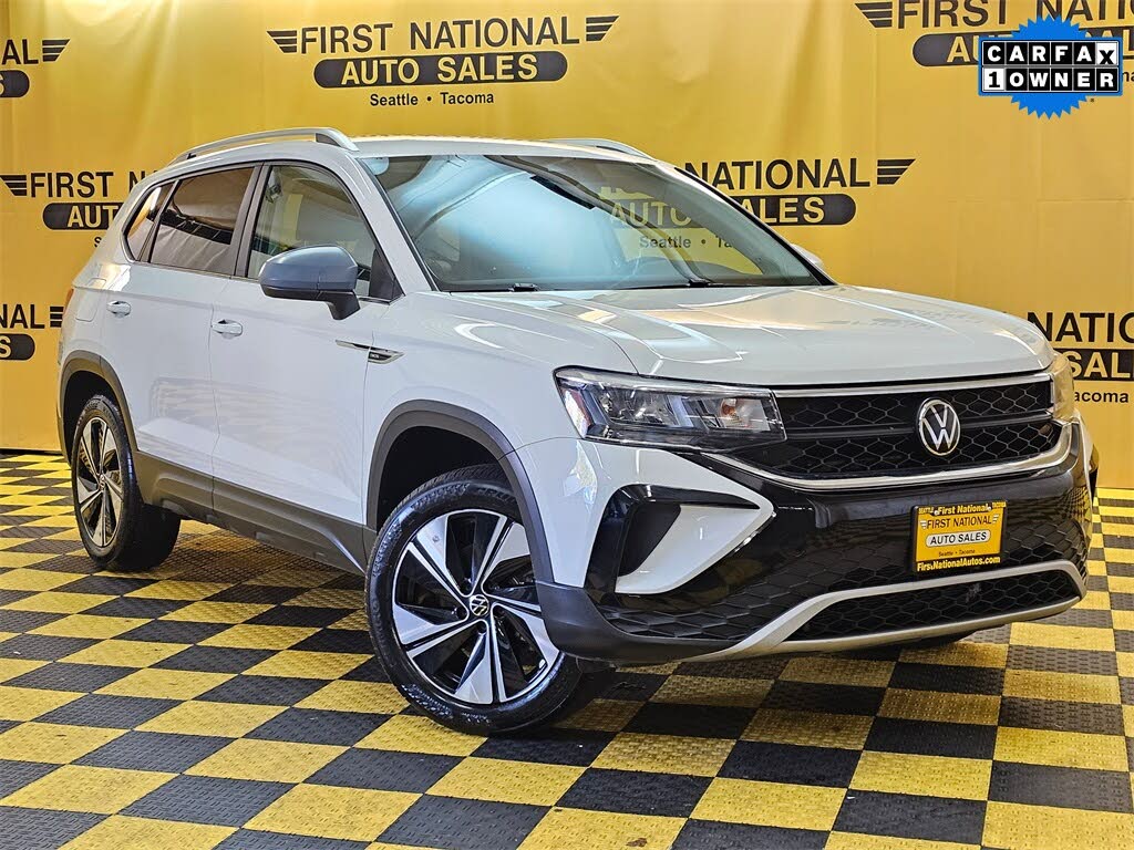 2024 Volkswagen Taos SE 4Motion