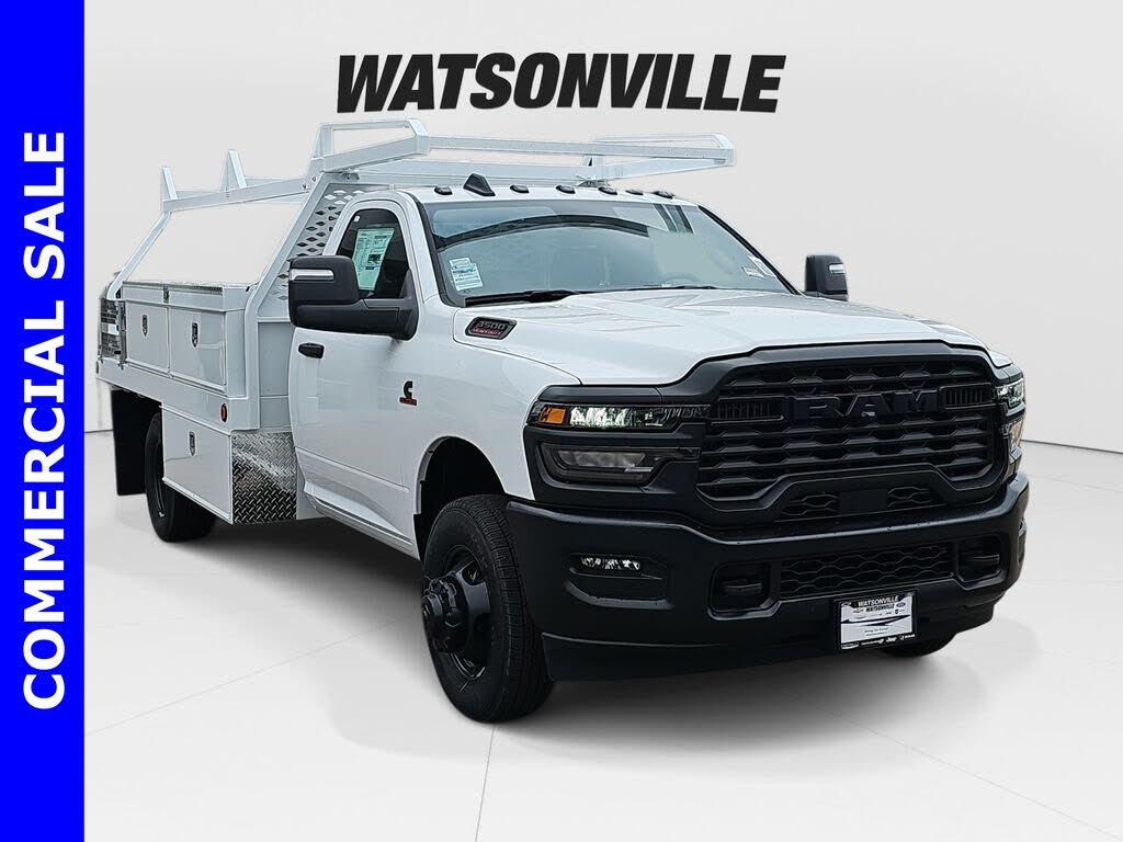 2025 RAM 3500 Chassis Tradesman Regular Cab LB DRW 4WD