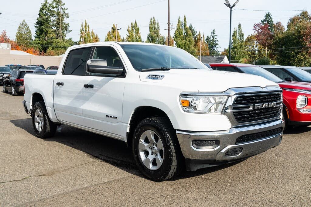 2024 RAM 1500 Big Horn Crew Cab 4WD