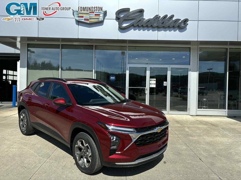 2025 Chevrolet Trax LT FWD