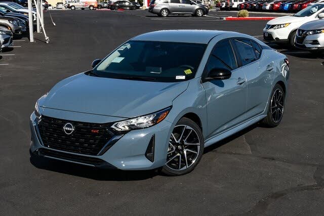 2025 Nissan Sentra SR FWD