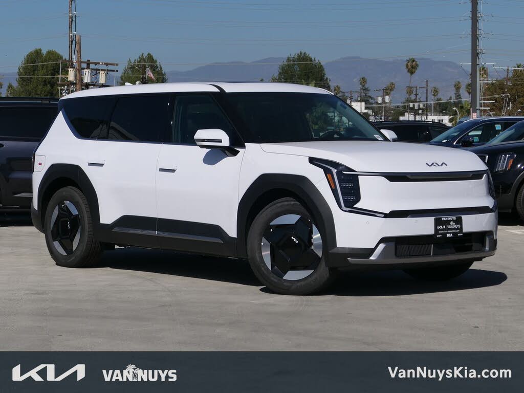 2026 Kia EV9 Light Long Range RWD